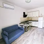 Kuca Za Odmor Dobrila 4* Елса