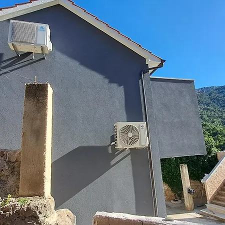 Guest house Kuca Za Odmor Dobrila