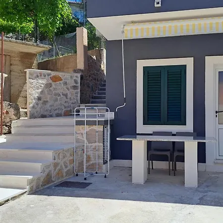 Kuca Za Odmor Dobrila Guest house Jelsa (Hvar)