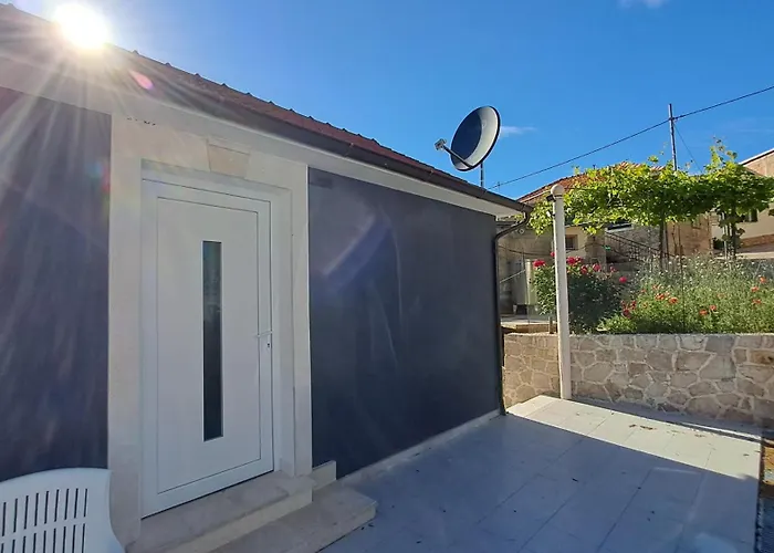 Gostinjska kuća Kuca Za Odmor Dobrila Jelsa (Hvar)